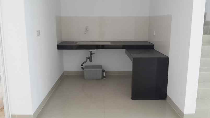 disewakan rumah minimalis grand galaxy bekasi