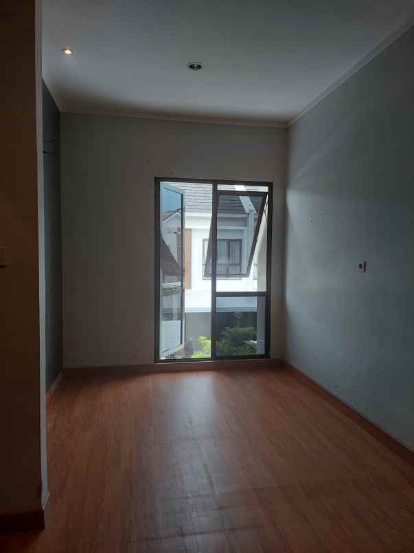 disewakan rumah olive residence at orchard