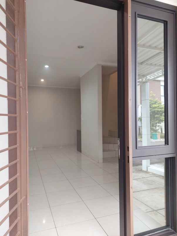 disewakan rumah olive residence at orchard