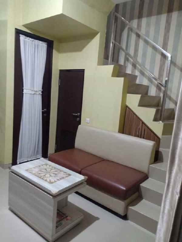 disewakan rumah pantai mentari