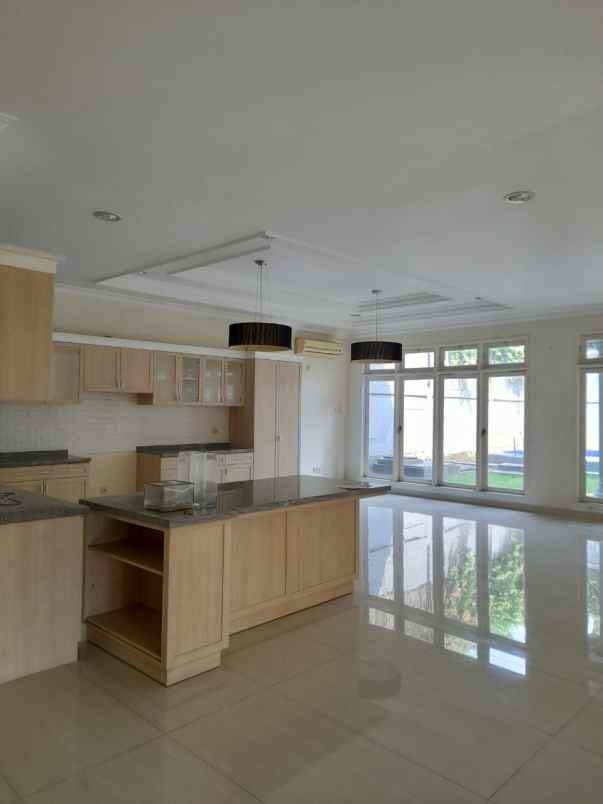 disewakan rumah pondok indah