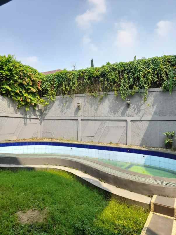 disewakan rumah pondok indah