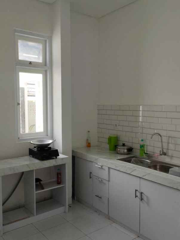 disewakan rumah praja dekat gandaria city