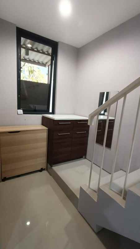 disewakan rumah serenade royal residence