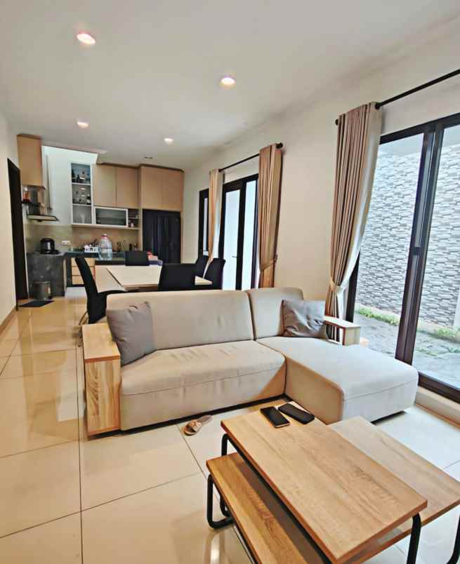 disewakan rumah summarecon bandung btari