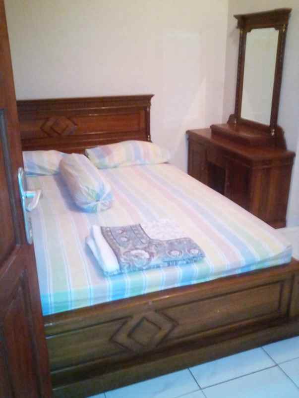 disewakan villa alamat jalan cisarua km 80