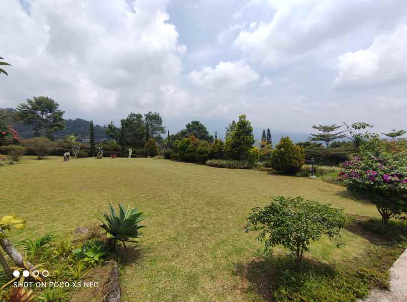 disewakan villa jalan cisarua km 85 puncak