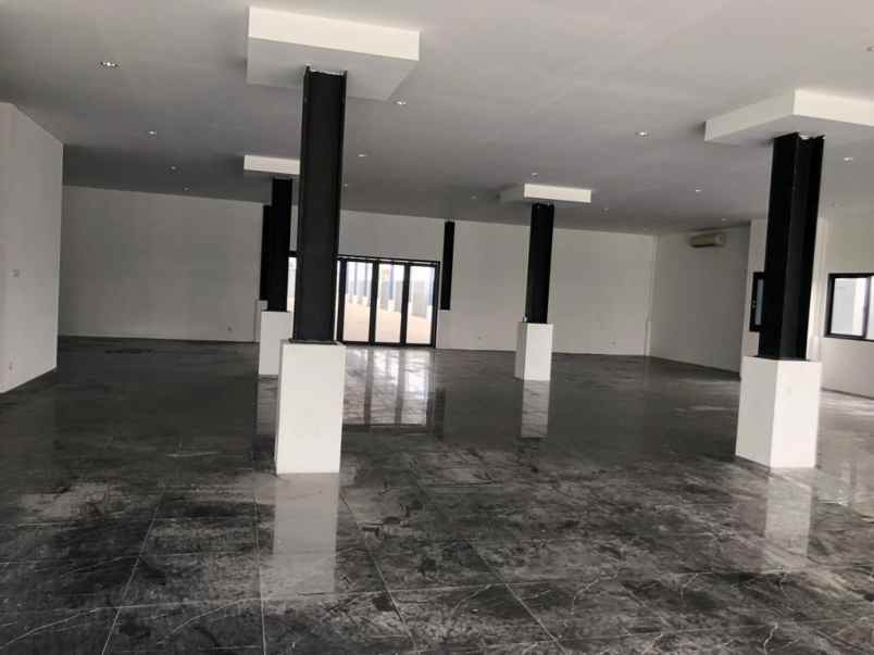 gedung gudang baru kebayoran lama jak sel