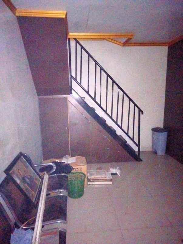 gudang mutiara margomulyo strategis