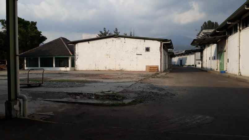 gudang sewa akses kontainer kota bandung