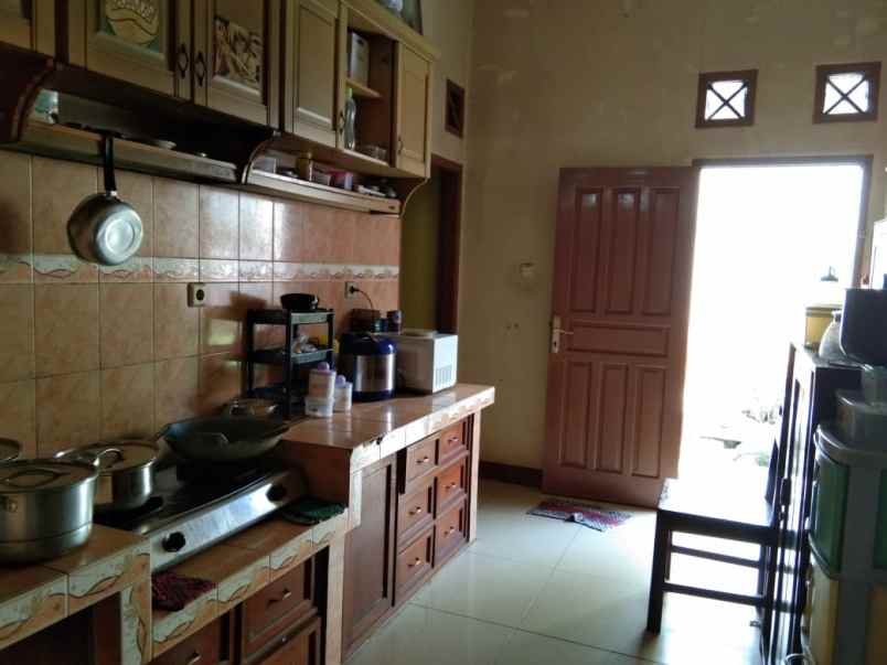 hunian villa mewah nyaman dan luas di purwakarta