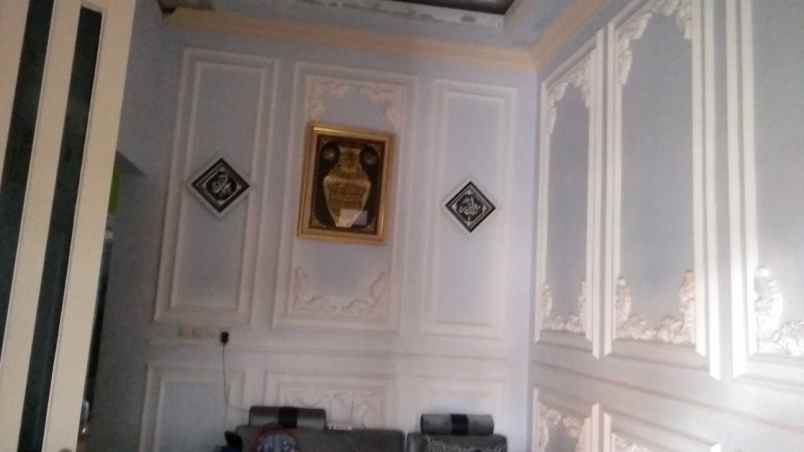 jual 2 unit rumah dengan 2 lantai hadap depan belakang