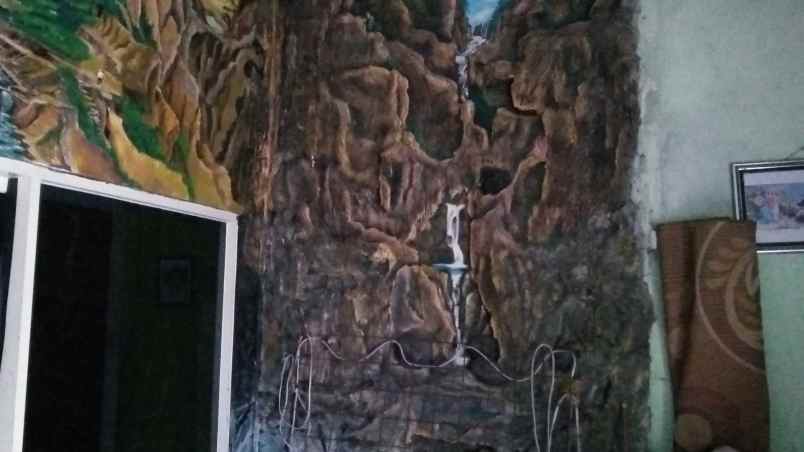 jual 2 unit rumah dengan 2 lantai hadap depan belakang