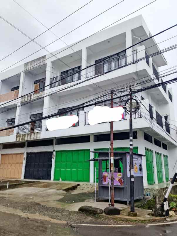 jual lelang 2 petak ruko strategis