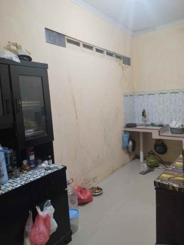 jual rumah kamlpung jl acin cinangka sawangan depok