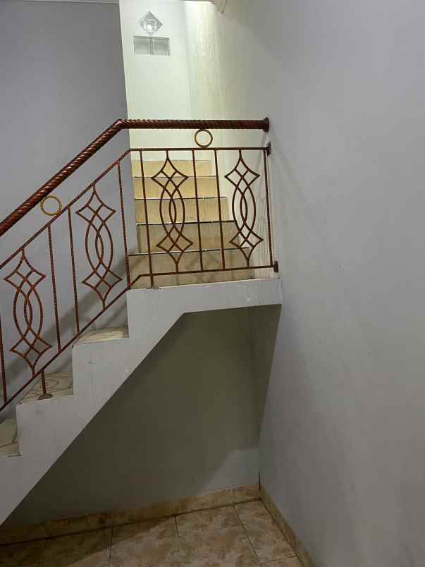 jual rumah komplek siap huni di tomang grogol