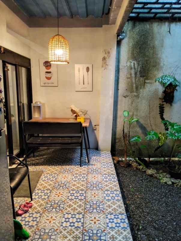 jual rumah minimalis di cipageran asri siap huni