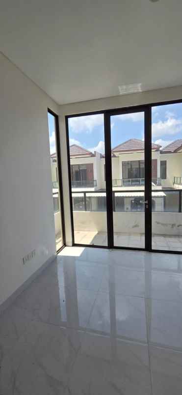 jual rumah murah di lavon swan city cluster enchanta