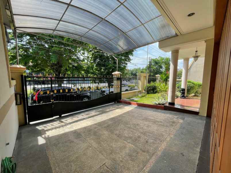 manyar jaya premium sby timur full furnish