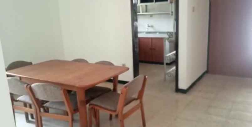 manyar kertoadi lks dekat mall