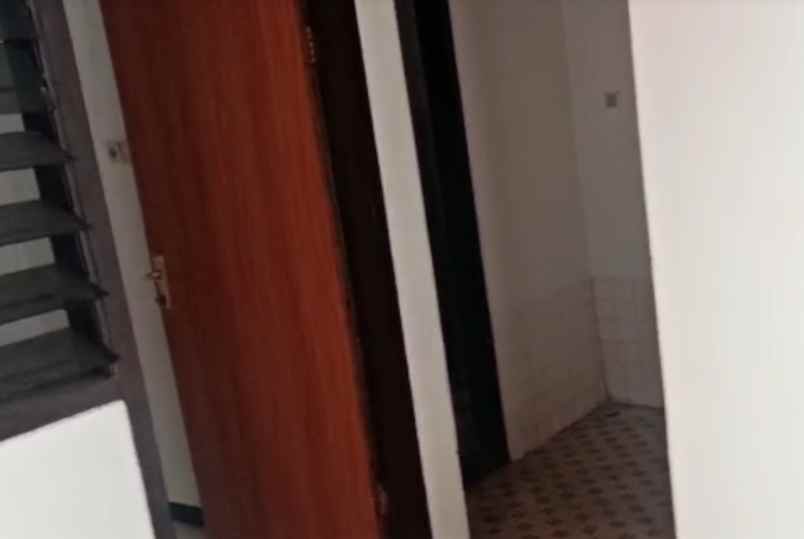 manyar kertoadi lks dekat mall