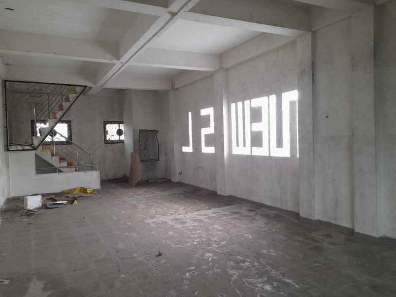 murah ruko 4 lantai strategis di pusat kota surabaya