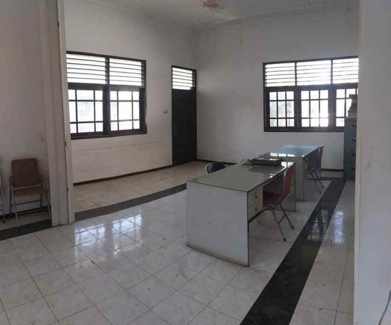 pabrik rokok luas dan strategis di wagir kota malang