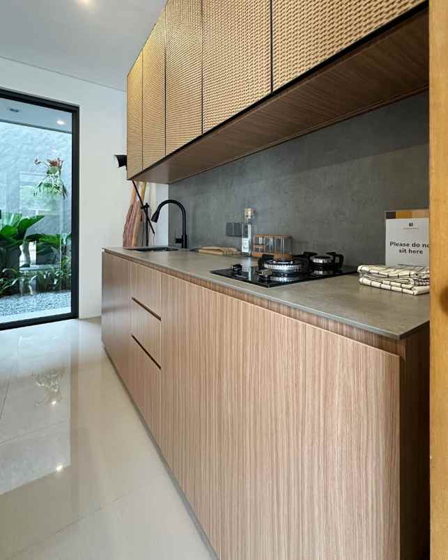 paradesa pamulang rumah 2 lantai siap huni di pamulang