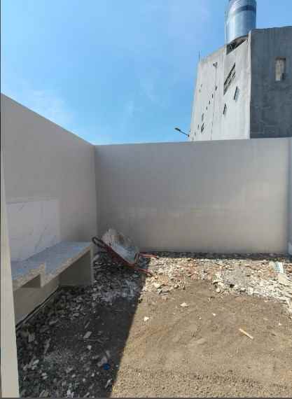 properti siap pakai di area rungkut surabaya lt 100m