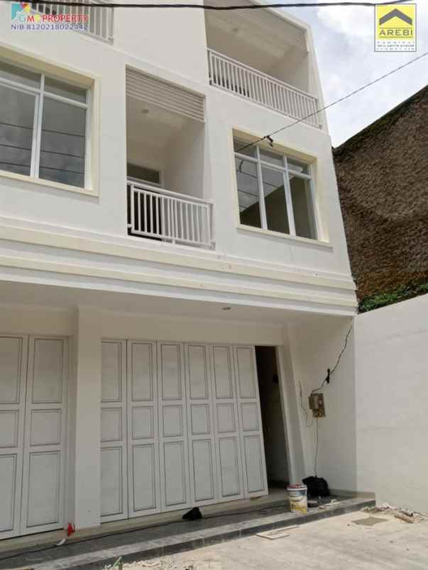 ruko baru 2 lantai strategis di mainroad rancaekek