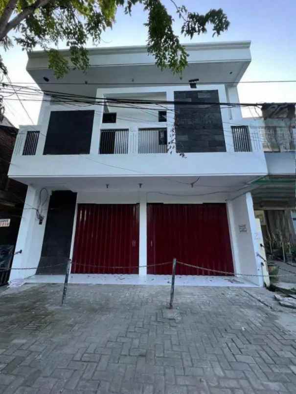 ruko bronggalan strategis ada 2 listrik 2200