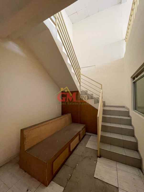 ruko di lengkong raya bandung pusat