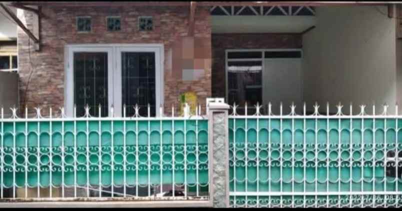 rumah 1 5 lantai di perum griya katulampa bogor timur