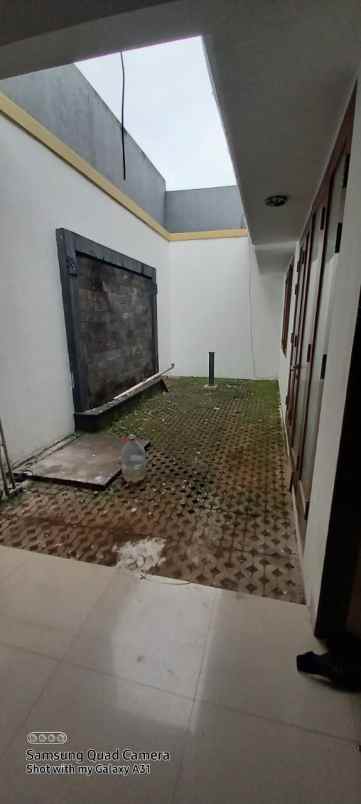 rumah 2 lantai di mutiara fatmawati residence