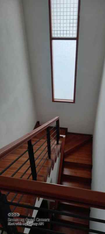 rumah 2 lantai di mutiara fatmawati residence