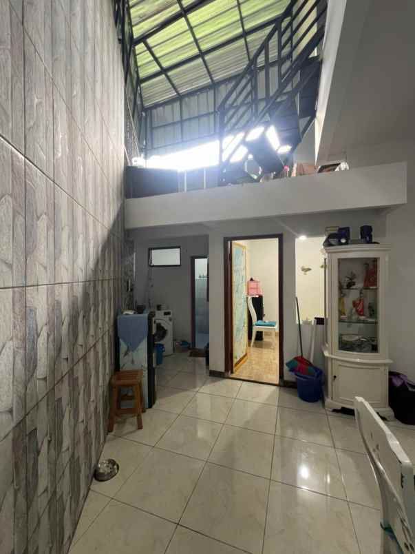 rumah 2 lantai di pakuan 2 kota bogor
