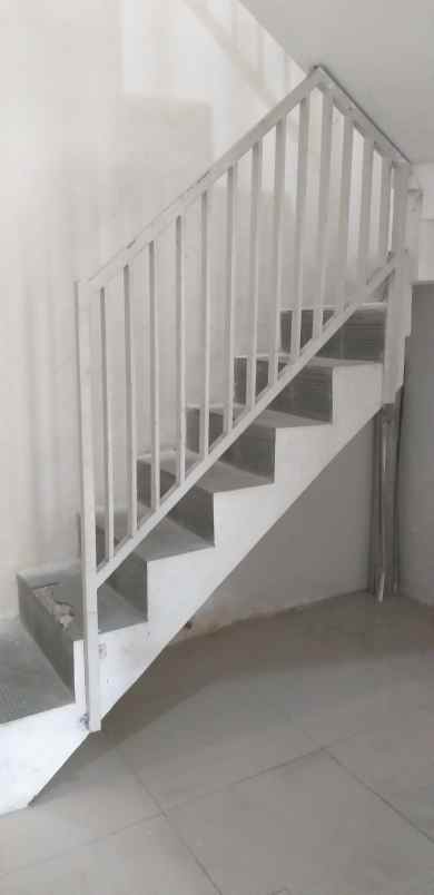 rumah 2 lantai siap huni dekat kampus itn