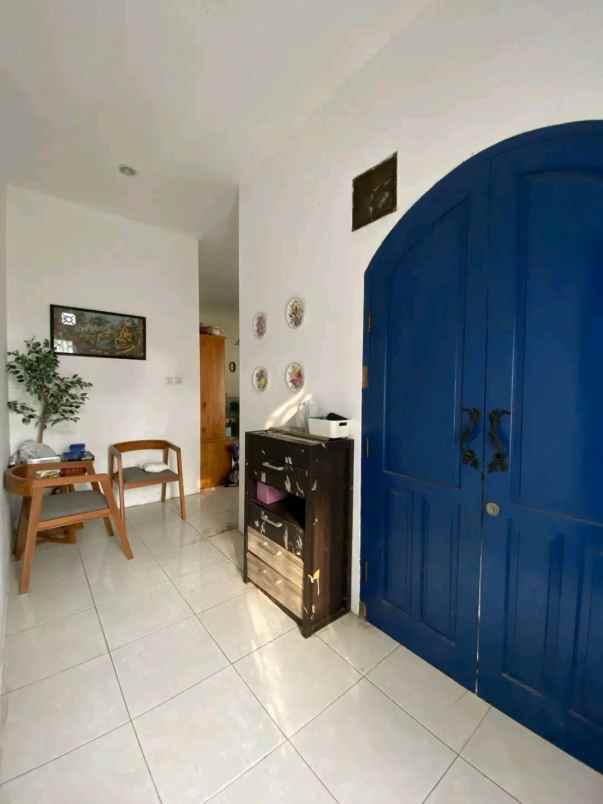 rumah 2 lt radar auri depok
