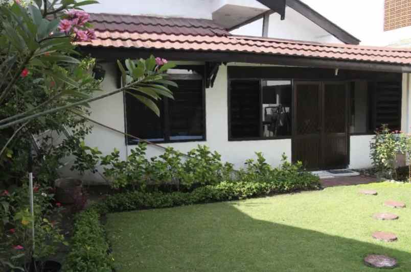 rumah bagus siap huni di baruk utara daerah rungkut