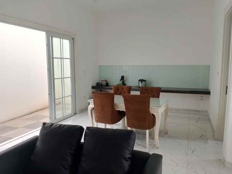 rumah baru dijual jatiwaringin pondok gede bekasi