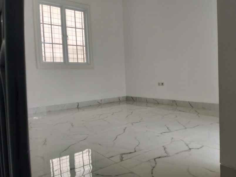 rumah baru dijual jatiwaringin pondok gede bekasi