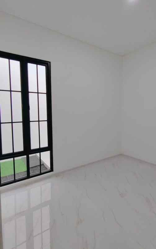 rumah baru lokasi strategis di nusaloka bsd city