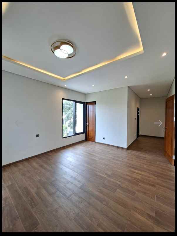 rumah baru mewah luas ready stock di sayap setiabudi