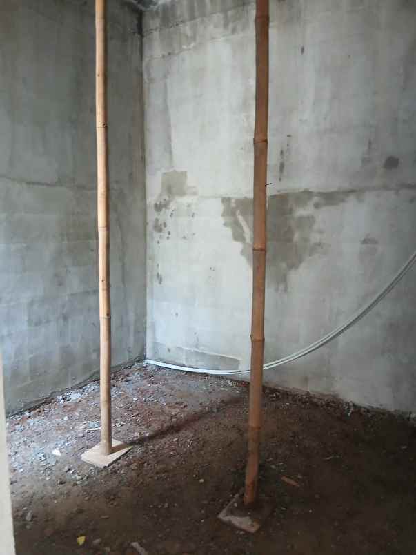 rumah baru strategis di pitara pancoran mas depok