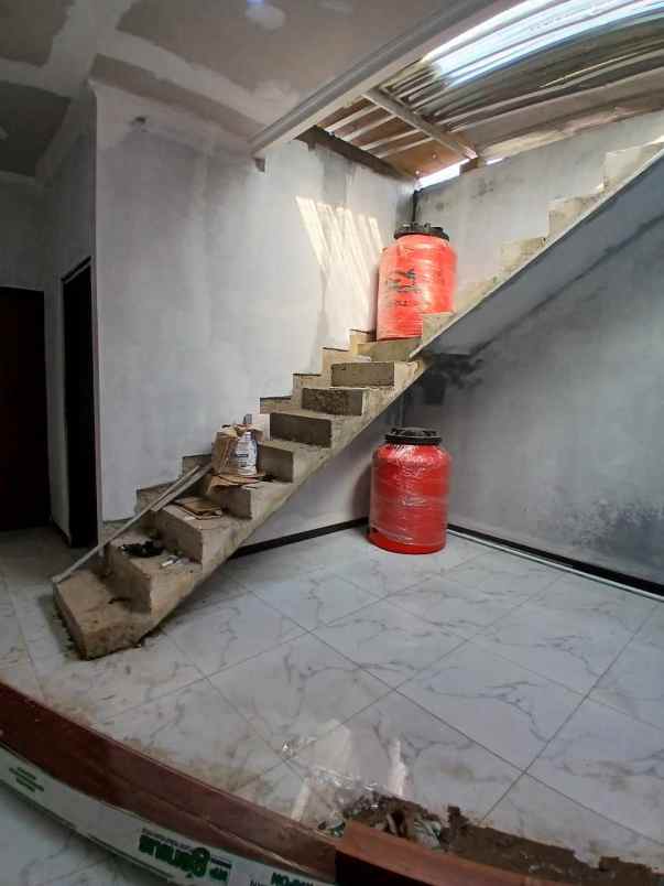 rumah baru strategis di pitara pancoran mas depok