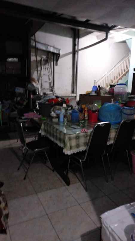 rumah bonus tanah luas dan strategis di sulfat