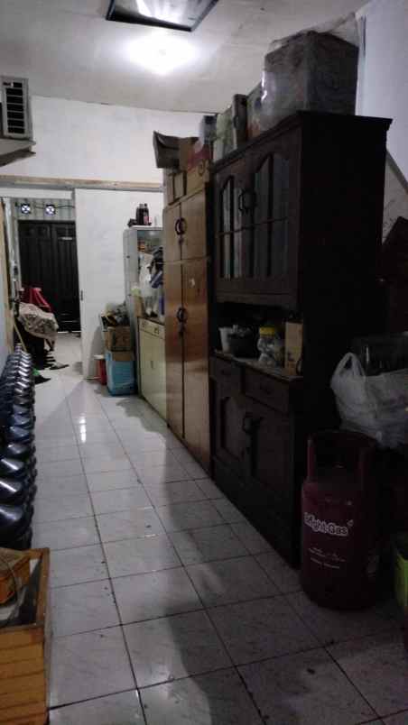 rumah bonus tanah luas dan strategis di sulfat