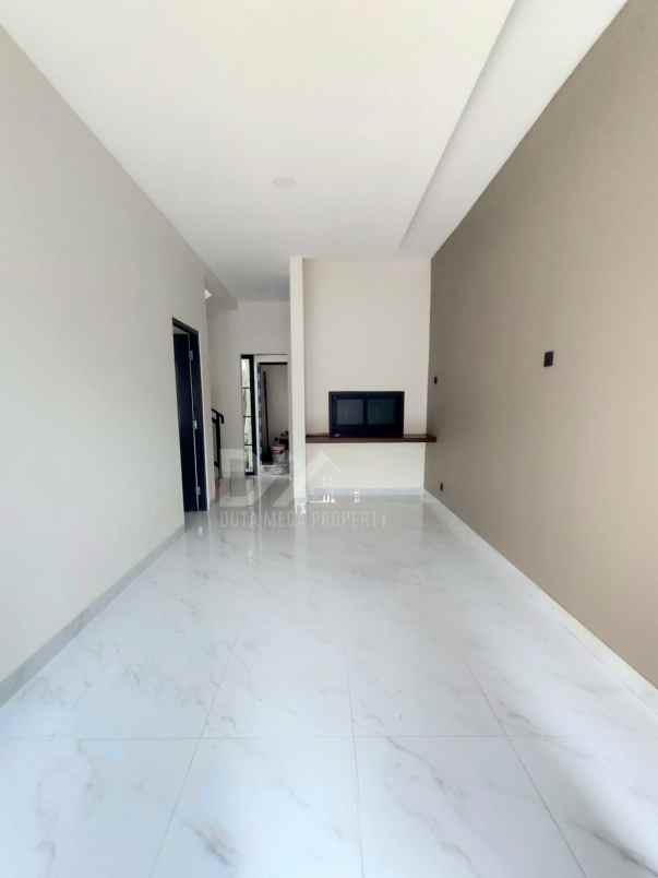 rumah brand new minimalis dekat tol parigi graha raya