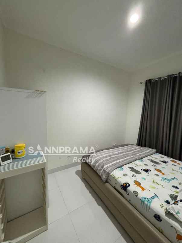 rumah cantik graha cinere cinere parkview dekat tol rn