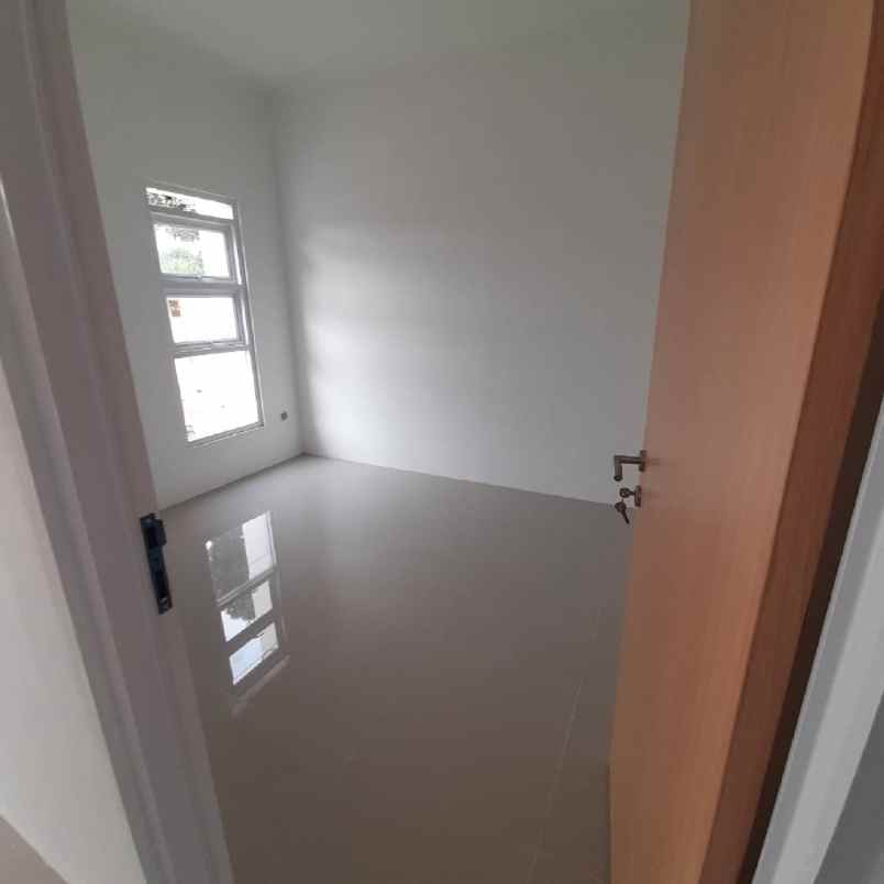 rumah cilame jl h gofur cimahi